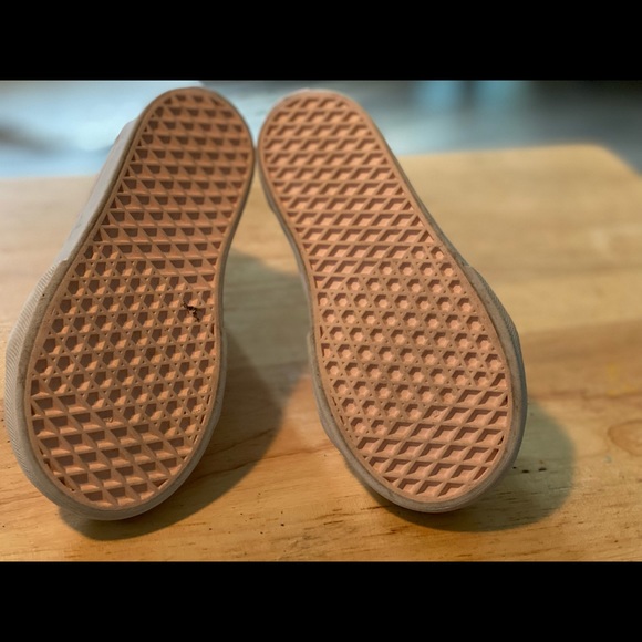 Vans - Picture 8 of 11